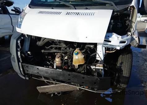 2015 Ram Promaster 1500 Low Roof z USA, uszkodzony, nr VIN 3C6TRVAG6FE502241